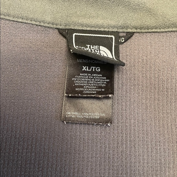 Men's XL The North Face Ridgeline Soft Shell Jacket in dark gray with red zipper - Picture 4 of 5